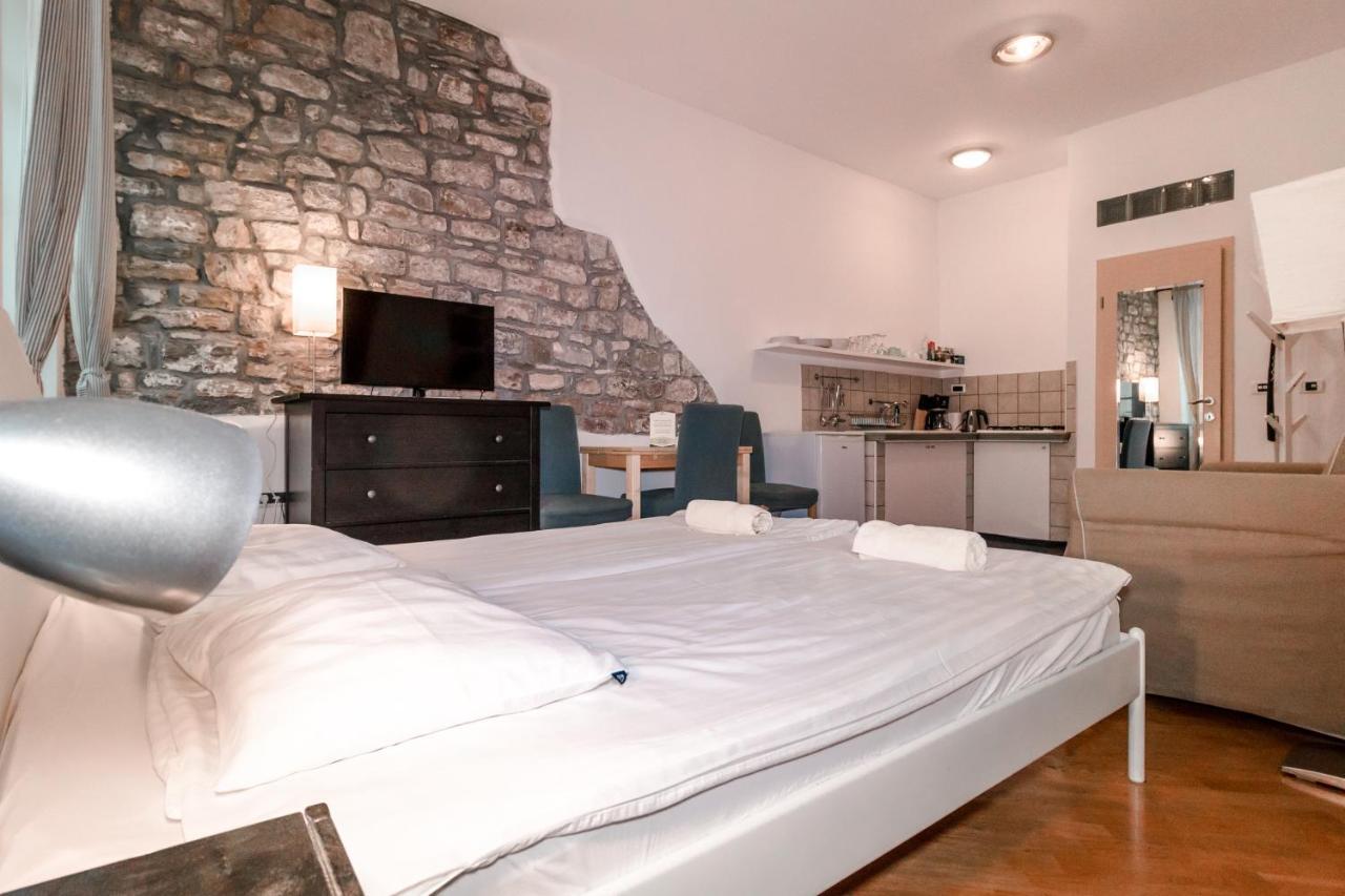 Apartments Music House Пиран Экстерьер фото